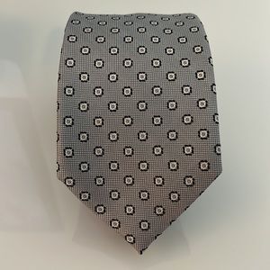 NWOT Jos. A. Bank Men’s 100% Silk Gray Silver